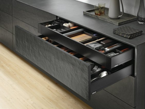 Внутренний ящик LEGRABOX pure (высота M 90,5, глубина 450 мм), терра-черный